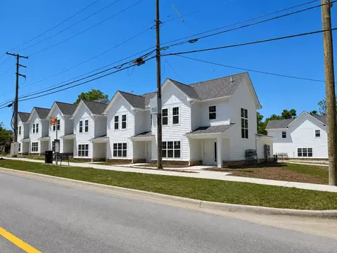 Hooper Blvd, Southfield, MI 48033