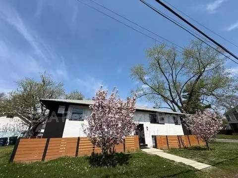 221 Dana Ave #D, Columbus, OH 43223