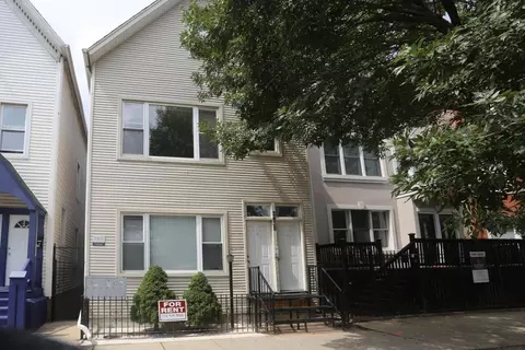 2438 N Ashland Ave #2F, Chicago, IL 60614