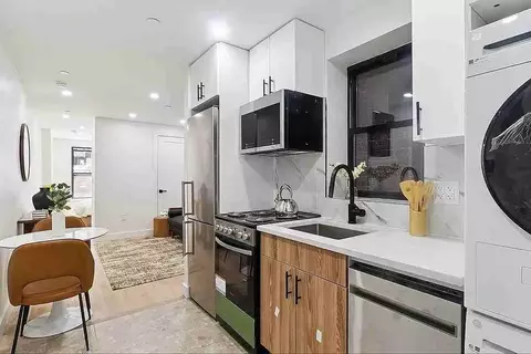176 Rivington St #4, New York, NY 10002