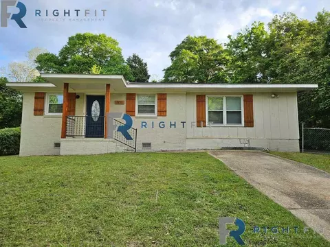 4551 Evans St, Columbus, GA 31907
