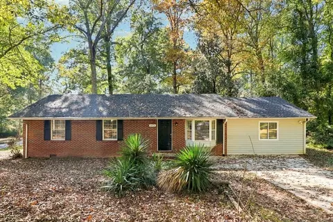 3173 Fern Valley Dr SW, Marietta, GA 30008