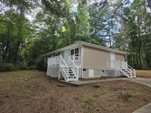 101 Bowen Dr, Carrollton, GA 30117