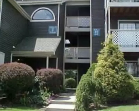 196 Blew Ct #196, East Brunswick, NJ 08816