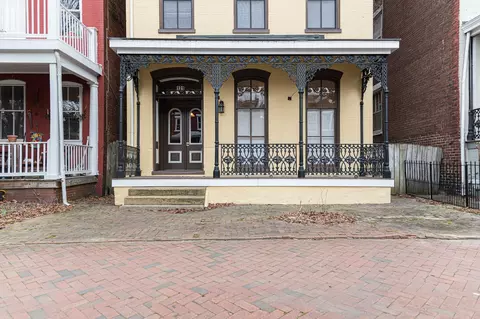 121 W Clay St #2, Richmond, VA 23220