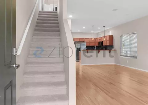2478 NE Iverson Ln, Issaquah, WA 98029