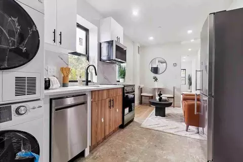 176 Rivington St #6, New York, NY 10002
