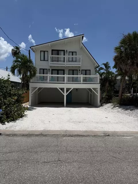 51 84th Ave #NA, Treasure Island, FL 33706