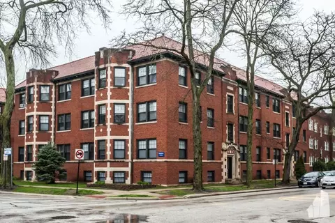 1025 Dempster St #1305W2, Evanston, IL 60201