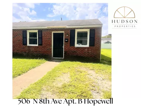 506 N 8th Ave #B, Hopewell, VA 23860