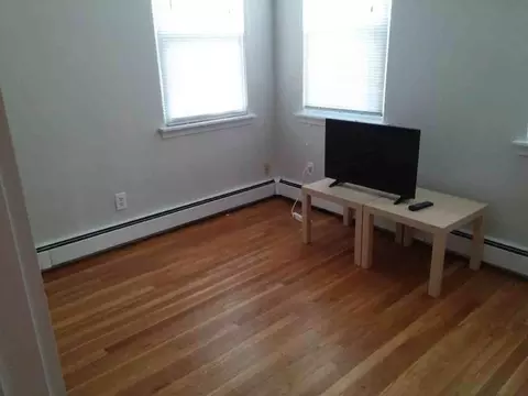 1000 Memorial Dr, Cambridge, MA 02138