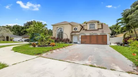 5150 Willow Pond Rd W, West Palm Beach, FL 33417