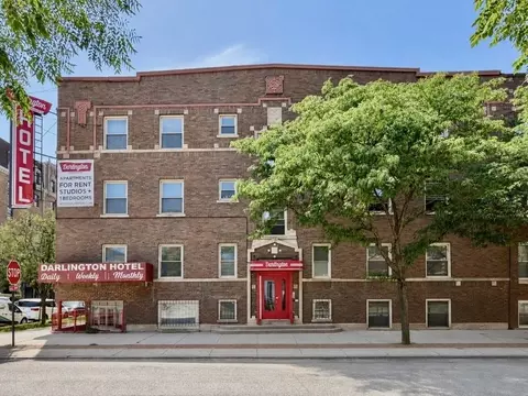 4700 N Racine Ave #302, Chicago, IL 60640