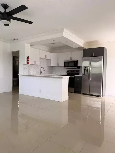 1501 NE 7th Ave #2, Fort Lauderdale, FL 33304