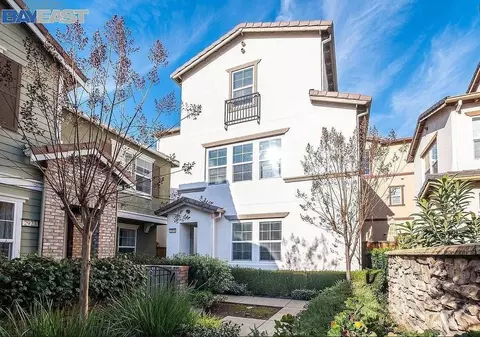 2925 Kobio Dr, Concord, CA 94519
