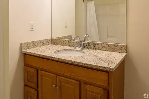 46 Monroe Dr #4, Rochester, NH 03867