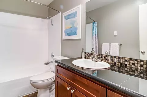50 Kerr Pkwy, Lake Oswego, OR 97035