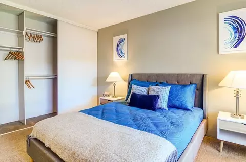 50 Kerr Pkwy, Lake Oswego, OR 97035