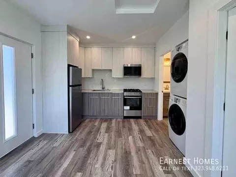 8045 Darby Ave #3, Los Angeles, CA 91335