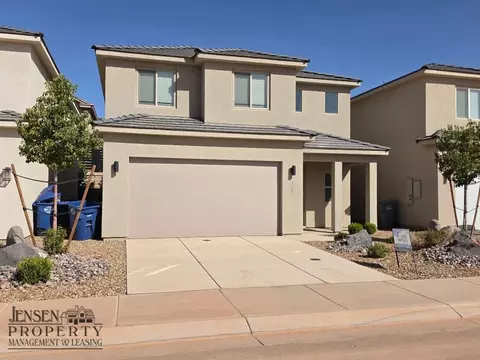 528 S Riverbed Dr, Washington, UT 84780