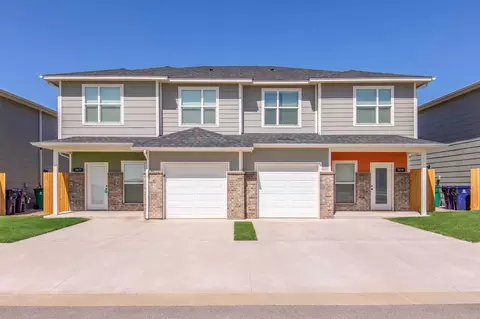 7715 Owen Ln, Oklahoma City, OK 73132