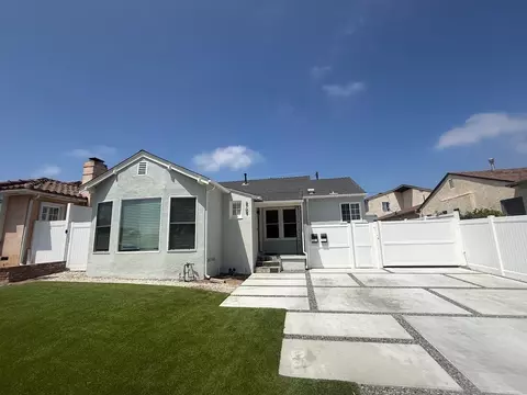 8109 Holy Cross Pl, Los Angeles, CA 90045