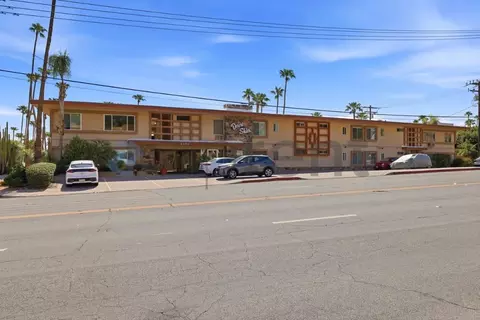 2290 S Palm Canyon Dr #17, Palm Springs, CA 92264