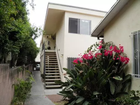 1908 11th St #5, Santa Monica, CA 90404