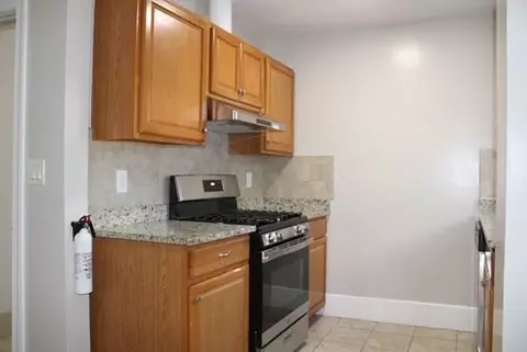 17 Sewall St #1, Somerville, MA 02145