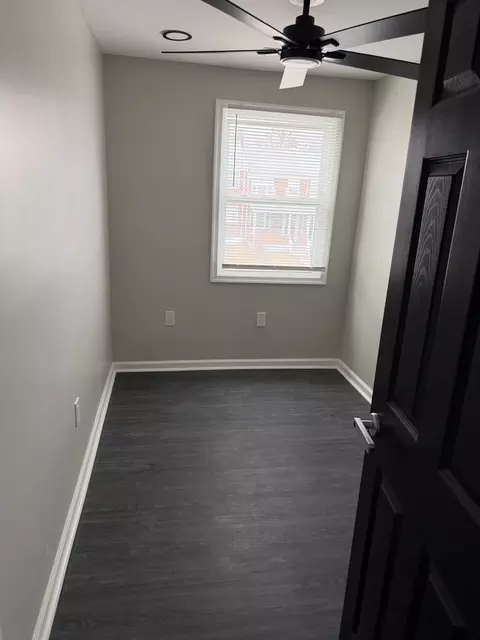 4147 Doris Ave, Baltimore, MD 21225 photo 3