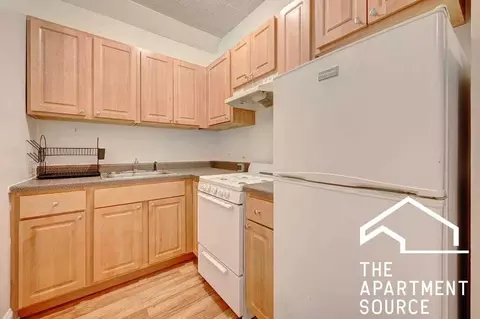 1742 N Humboldt Blvd #104, Chicago, IL 60647