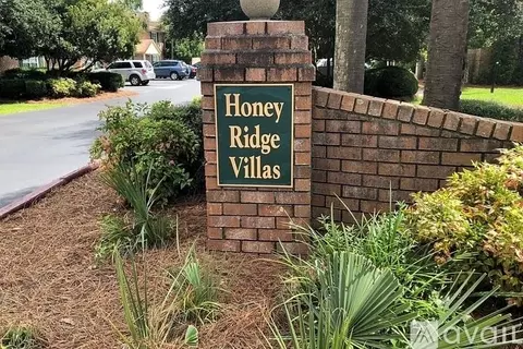101 Elmwood Ave #D, Ladson, SC 29456