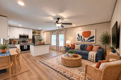 500 Webster Rd #146, Auburn, AL 36832