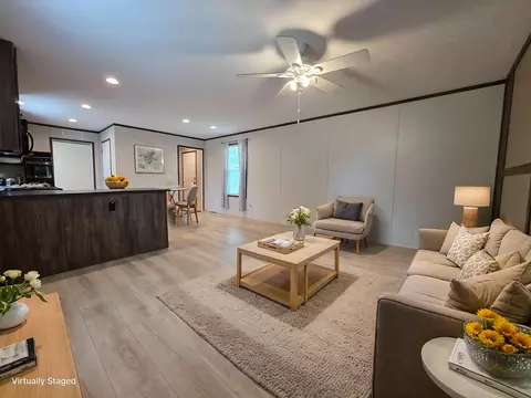 1300 W Commodore Blvd #164, Lincoln, NE 68522