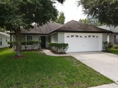 9374 Daniels Mill Dr, Jacksonville, FL 32244