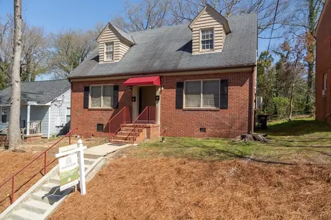 910 Clarendon St #A, Durham, NC 27705