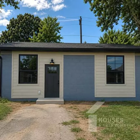 8 Dargan St # B, Greenville, SC 29611