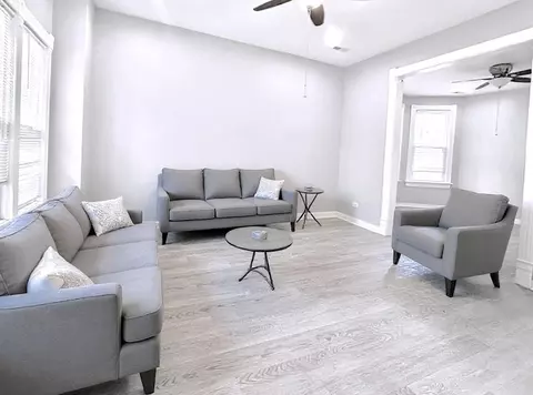 1056 N Central Ave #2, Chicago, IL 60651