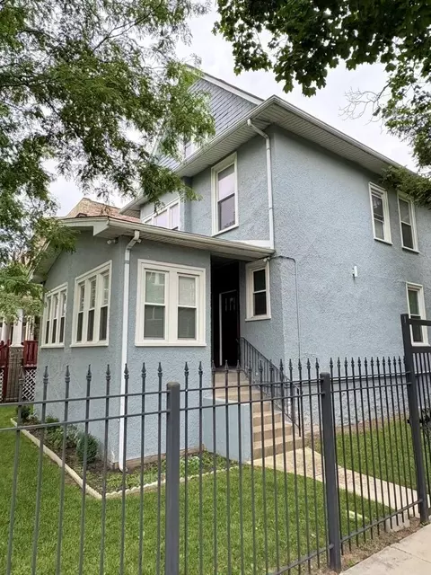 1056 N Central Ave #2, Chicago, IL 60651