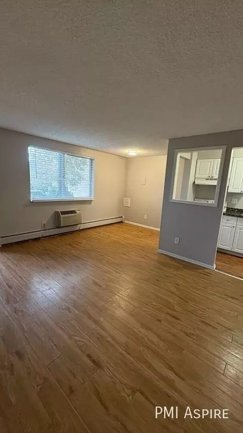 3333 S Grant St #303, Englewood, CO 80113