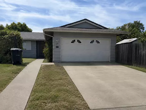 6741 Cherrywood Cir, Sacramento, CA 95823