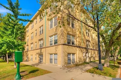 1606 W Sunnyside Ave #1606-3S, Chicago, IL 60640