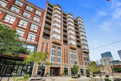 720 W Randolph St #1003, Chicago, IL 60661