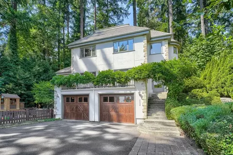 8624 NE Juanita Dr, Kirkland, WA 98034