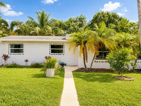 1720 SW 4th St #NA, Fort Lauderdale, FL 33312
