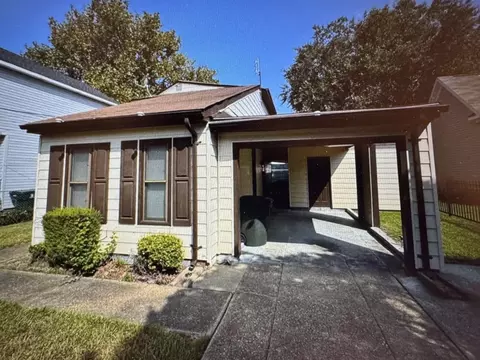 655 26th St #NA, Newport News, VA 23607