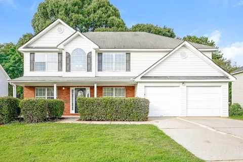 150 Spring Lake Ter, Covington, GA 30016