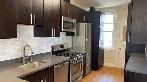 3549 Lakeshore Ave #5, Oakland, CA 94610