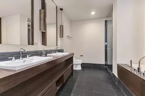 Undisclosed, New York, NY 10004