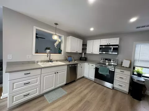 106 Elm St #2, Saco, ME 04072